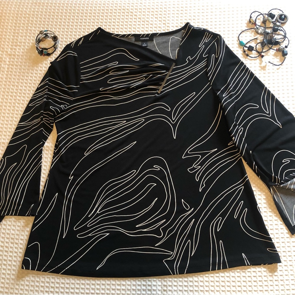 Alfani Blouse in Black & White Print Blouse
